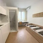 Eclectic Design Studio #02 In Aristotelous