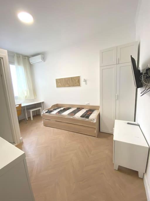 Eclectic Design #02 In Aristotelous Apartment Thessaloniki